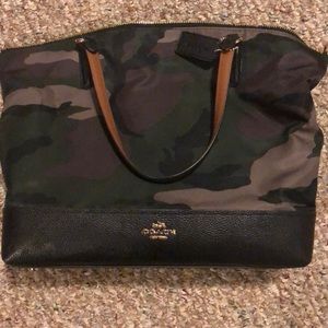 Medium sized purse